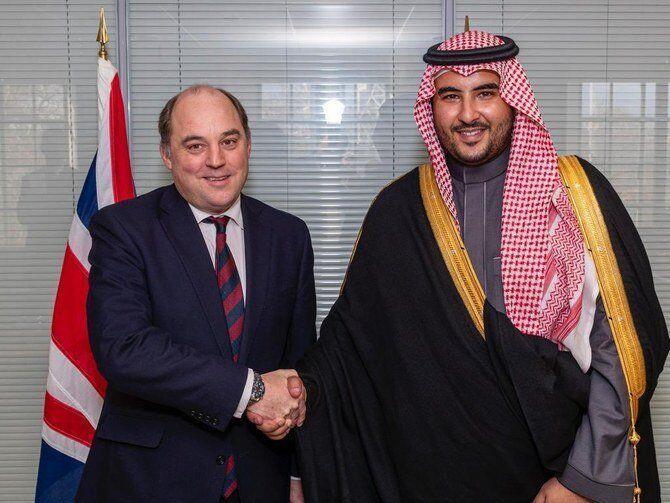 عربستان از انگلیس برای ارسال نیرو و تجهیزات نظامی تقدیر کرد