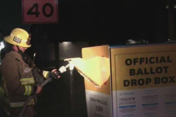 آتش سوزی در داخل یک صندوق رأی در آمریکا، آسیب جدی به آراء وارد شد