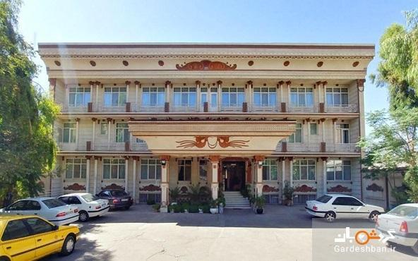 هتل اخوان کرمان؛ اقامتی مقرون به صرفه در کرمان